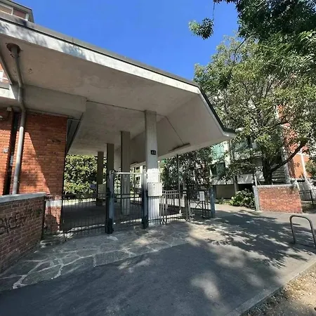 Casa Alla Ospedale Niguarda 公寓 *